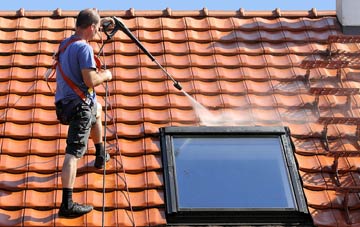roof cleaning Frizzelers Green, Suffolk