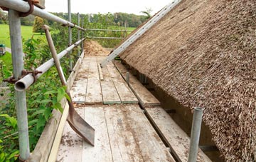 advantages of Frizzelers Green thatch roofing